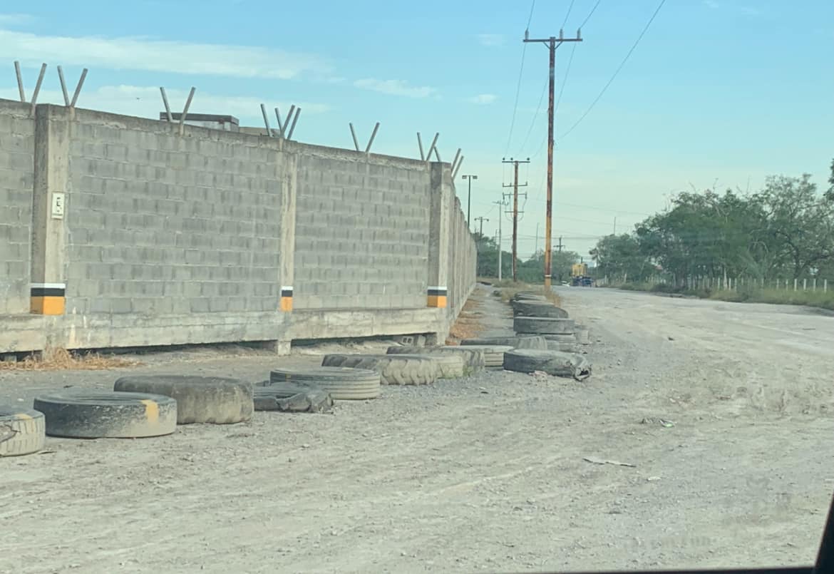 Terrenos 11 y 13 ha Carretera a Colombia